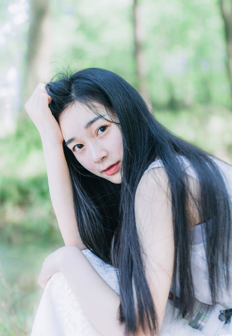 对孙权来说，这是最好的结局，哪怕在知道这件事情之后，孙权心中出现那一刹那的愧疚，因为他知道，周瑜其实不必自己去偷袭，他是江东大都督，有太多人愿意为他拼死效力，但他还是自己去了，也就是说，周瑜已经察觉到自己的情况，但为了江东大局，他并没有站出来对付孙权，而是将这份仇恨引向了荆州。